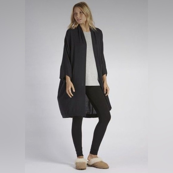 UGG Sweaters - UGG Australia - Nora Cocoon Wrap. Black. M/L